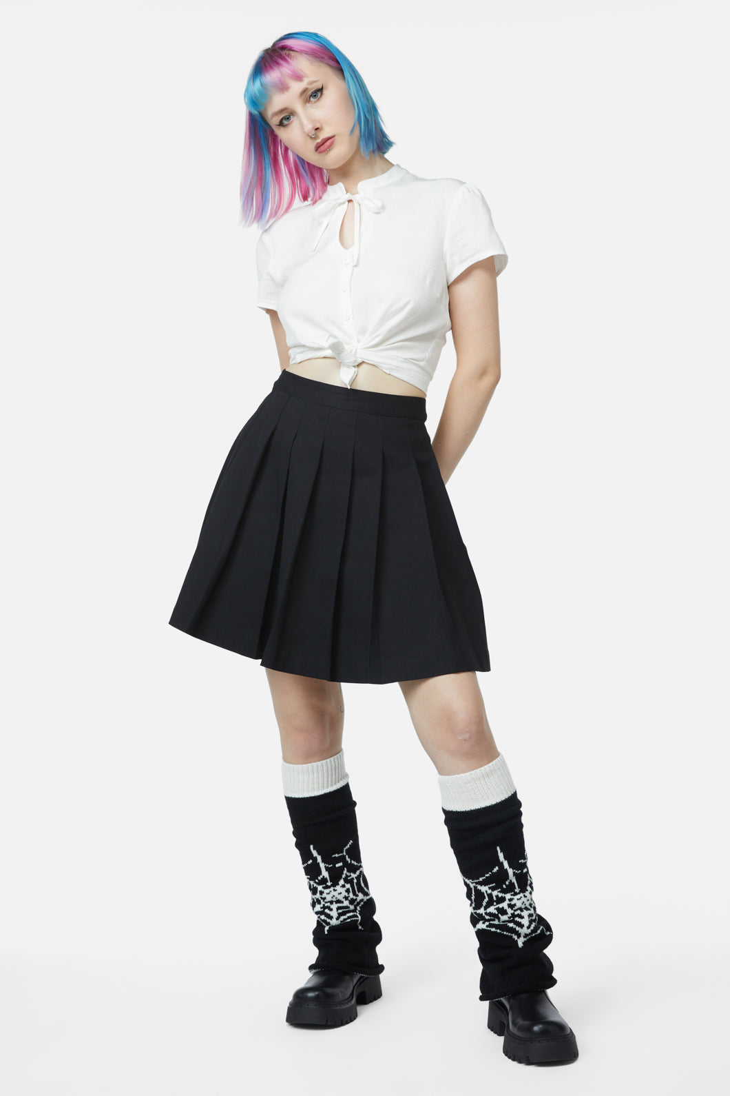 Stylish Spider Web Design Leg Warmers for a Cool Look
