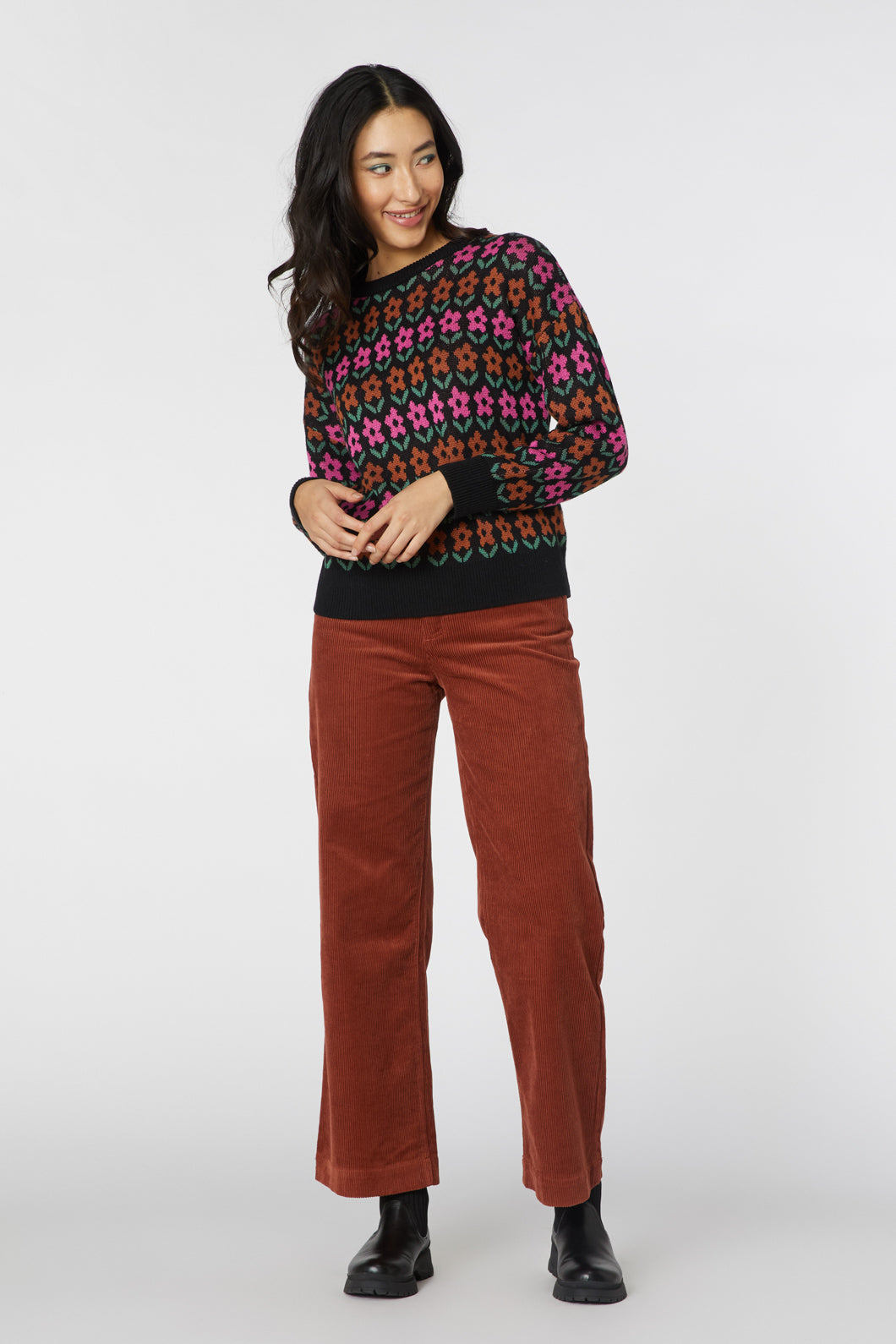 Charming Penny Floral Knit Sweater for a Fashionable Wardrobe