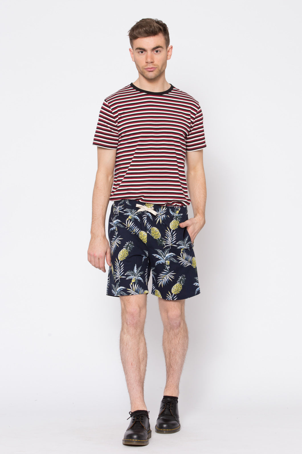 Short Pure Gold Shorts for Trendy Style