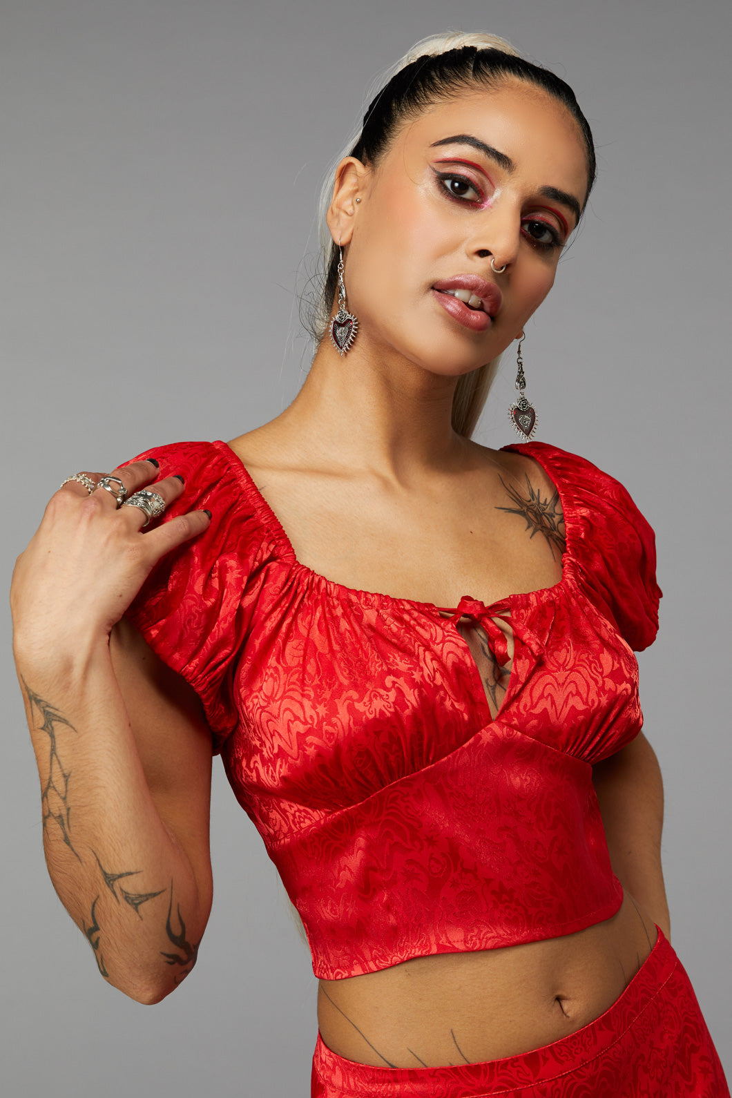 Stylish Silky Short - Sleeved Fitted Top with Bows in Black & Red