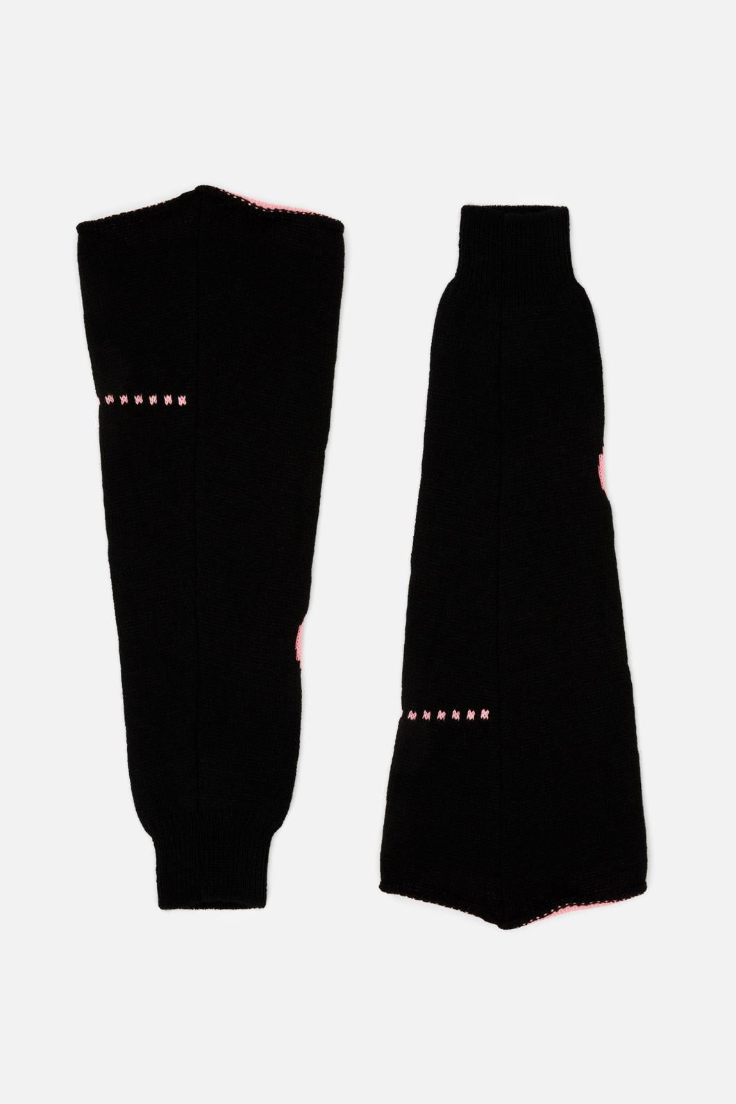 Stylish Pink and Black One-Size Ribbed Leg Warmers for Fashion Accessorizing