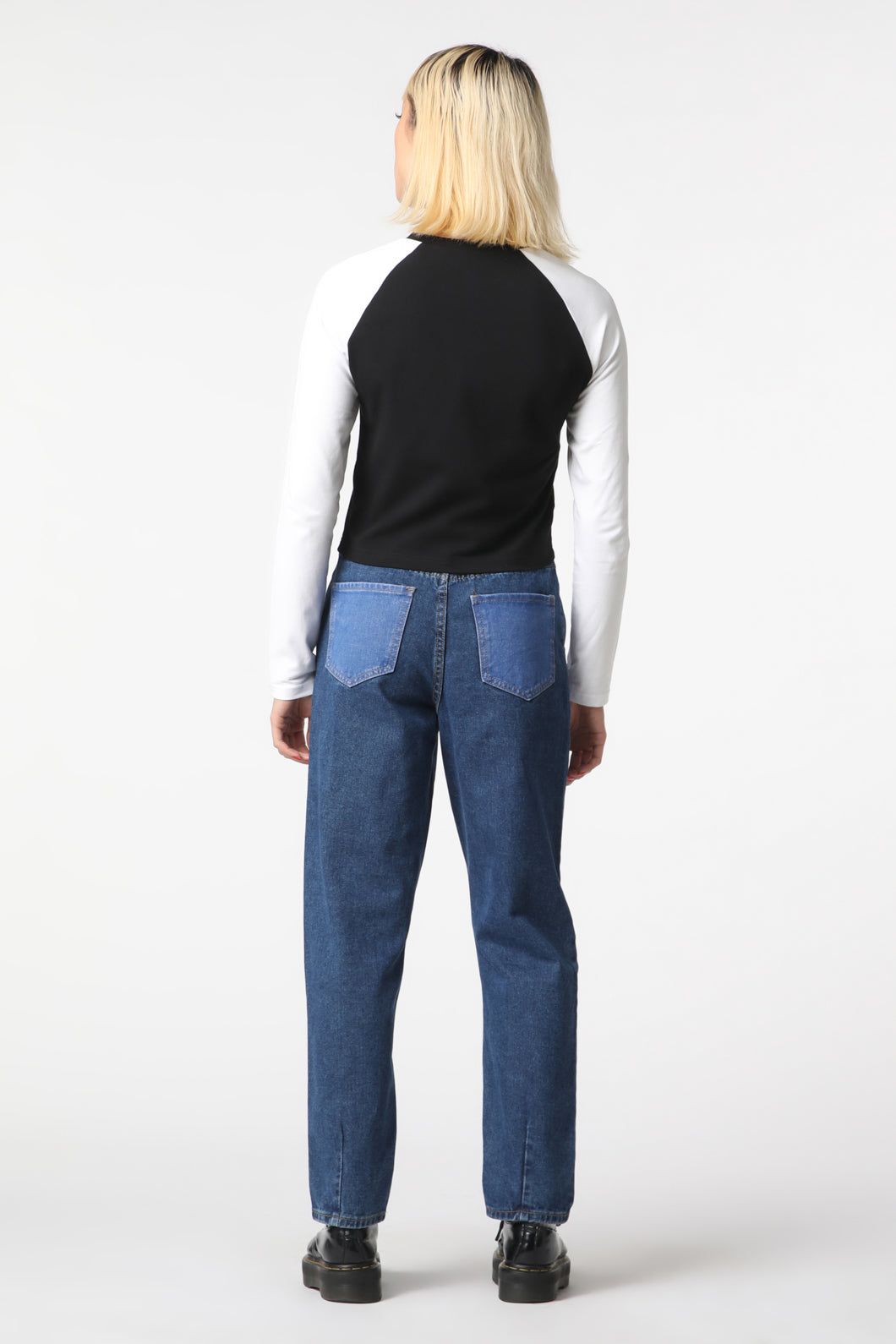 Stylish Women's Paw-Embroidered Long Sleeve Top