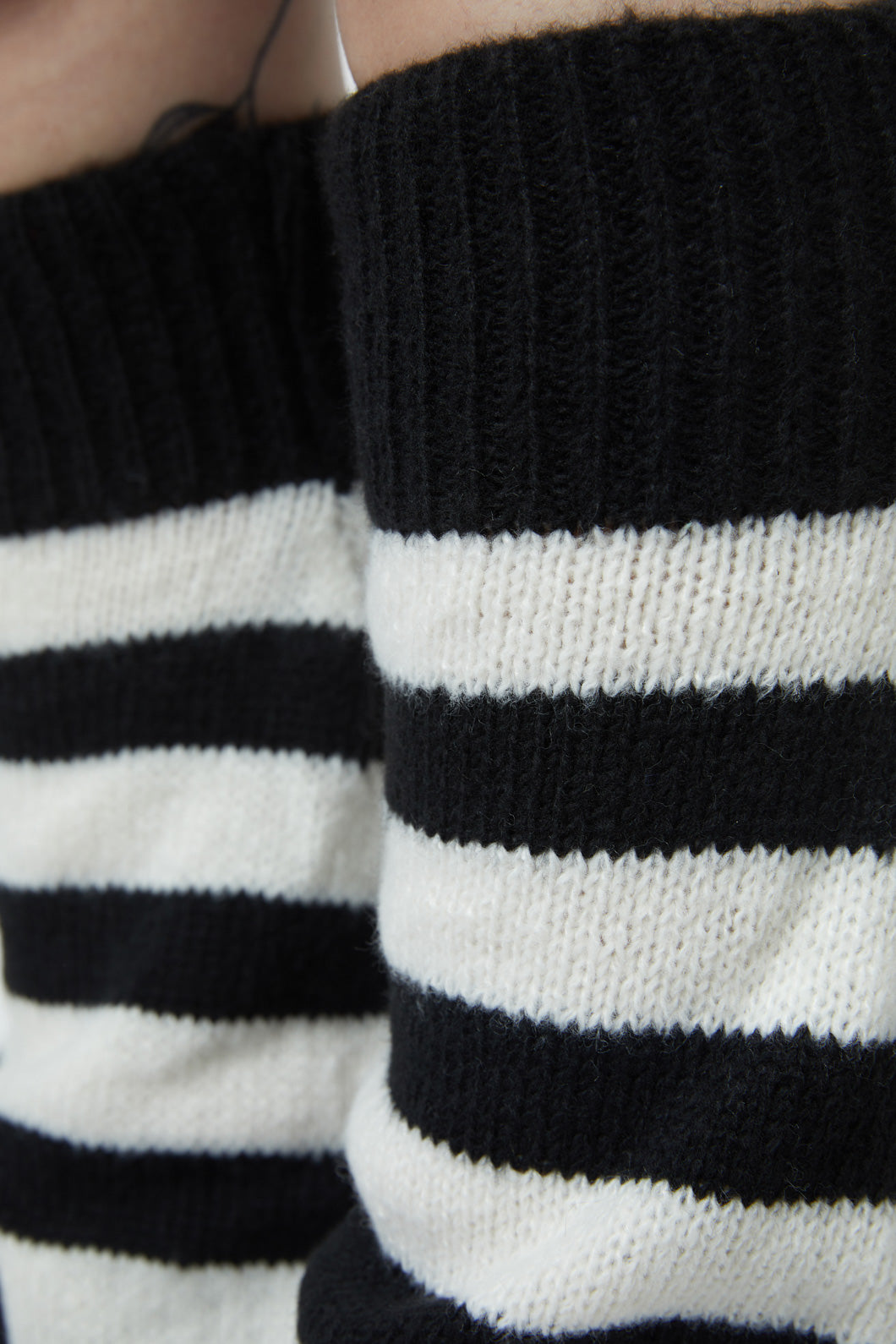 Stylish Wide Striped Knee-High Leg Warmers