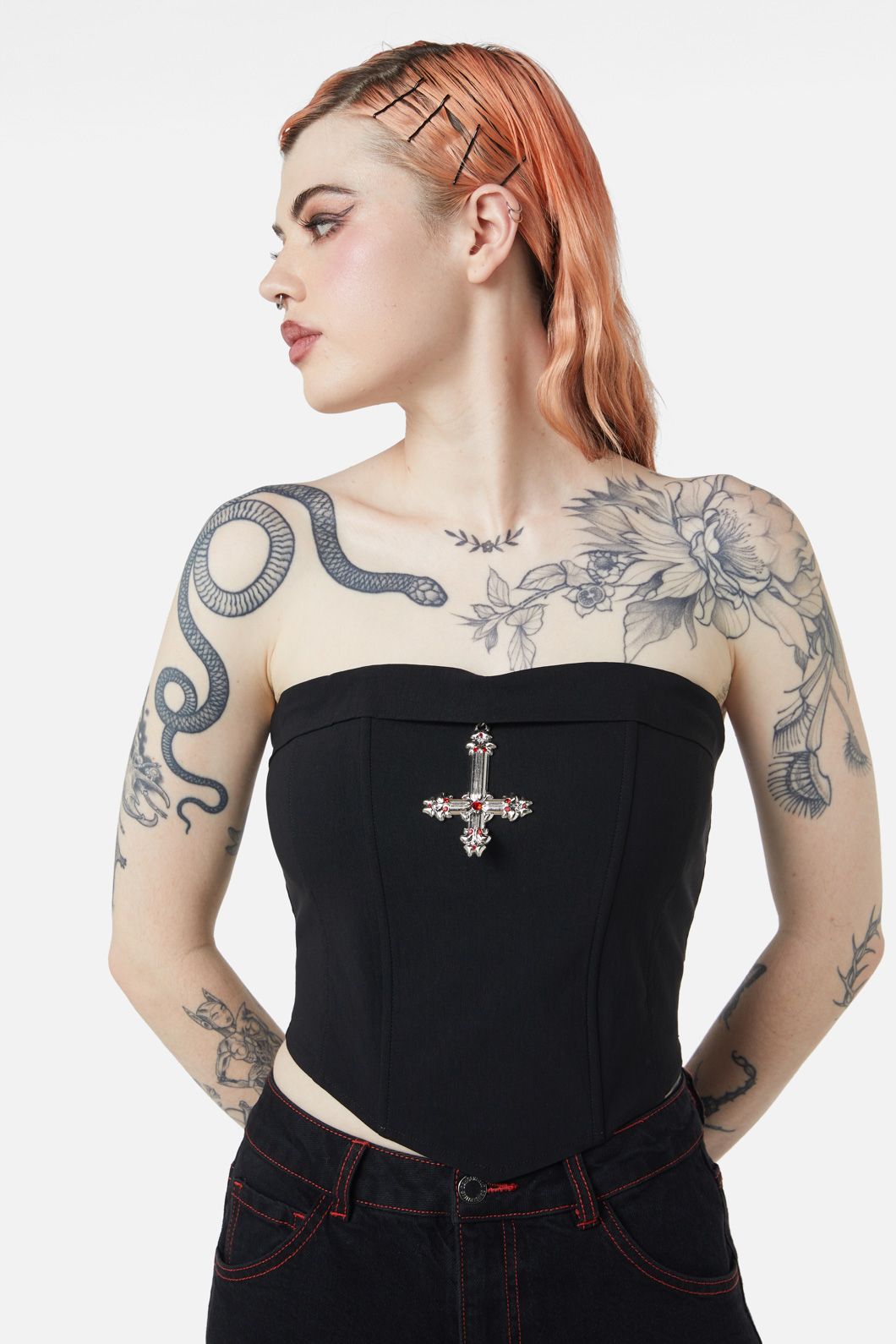 Gothic Sleeveless Lilith Charm Corset with Crucifix Decoration