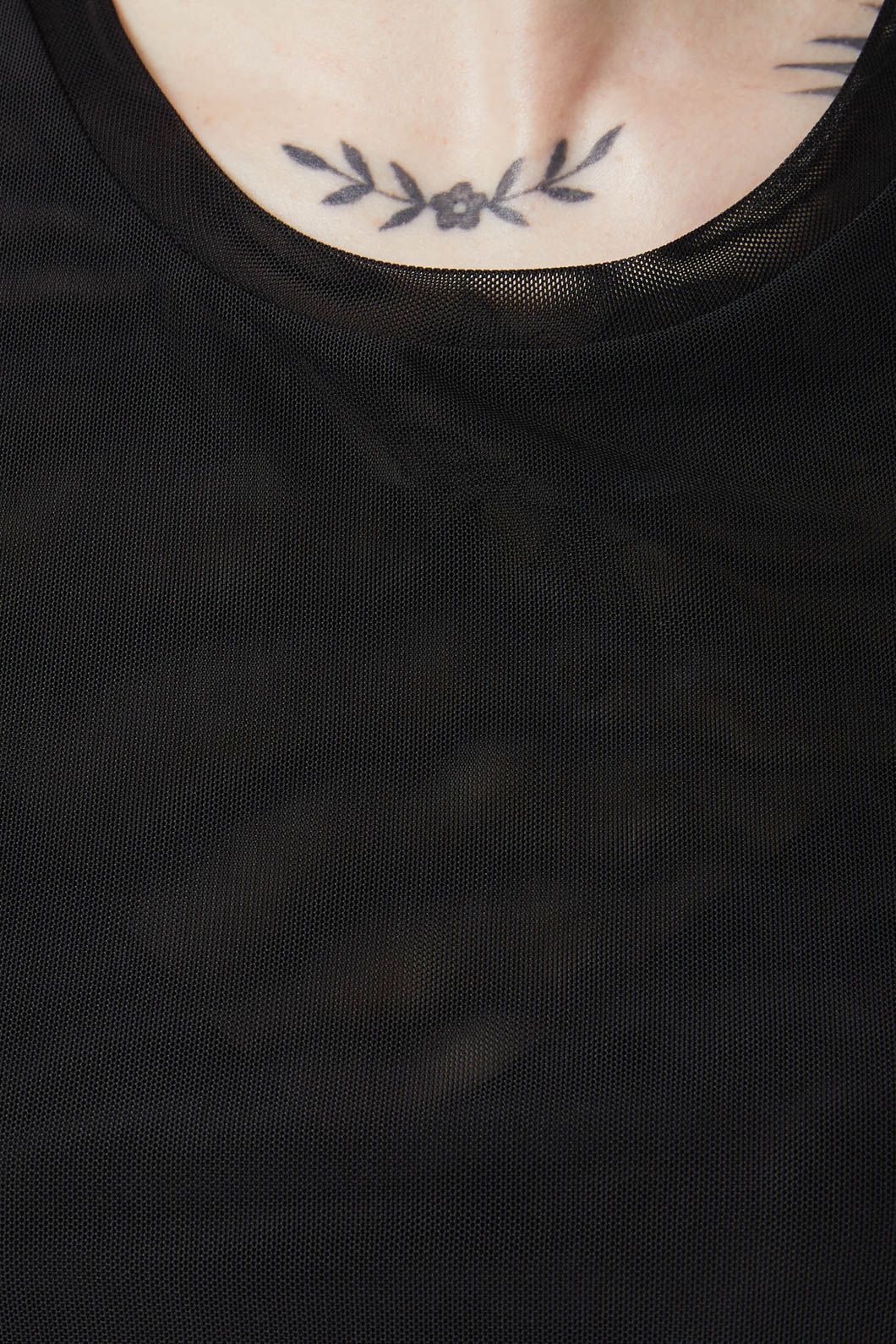Eliza Stretchy Cropped Mesh Top in Black & White